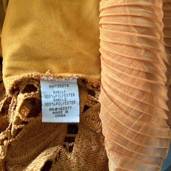 HAUTE MONDE Women’s Top Size S - Picture 7 of 7